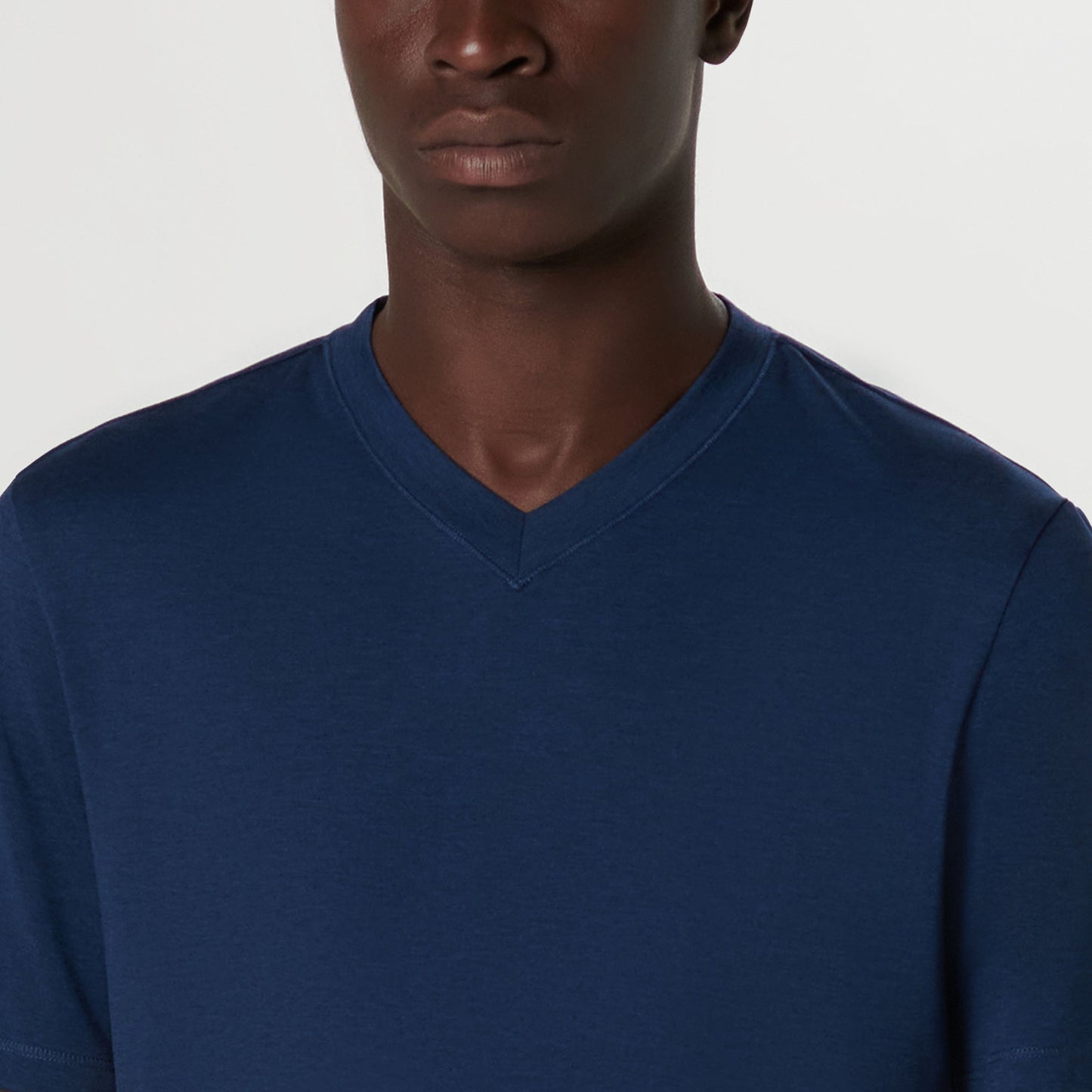 Bugatchi UV50 Performance T-Shirt Navy