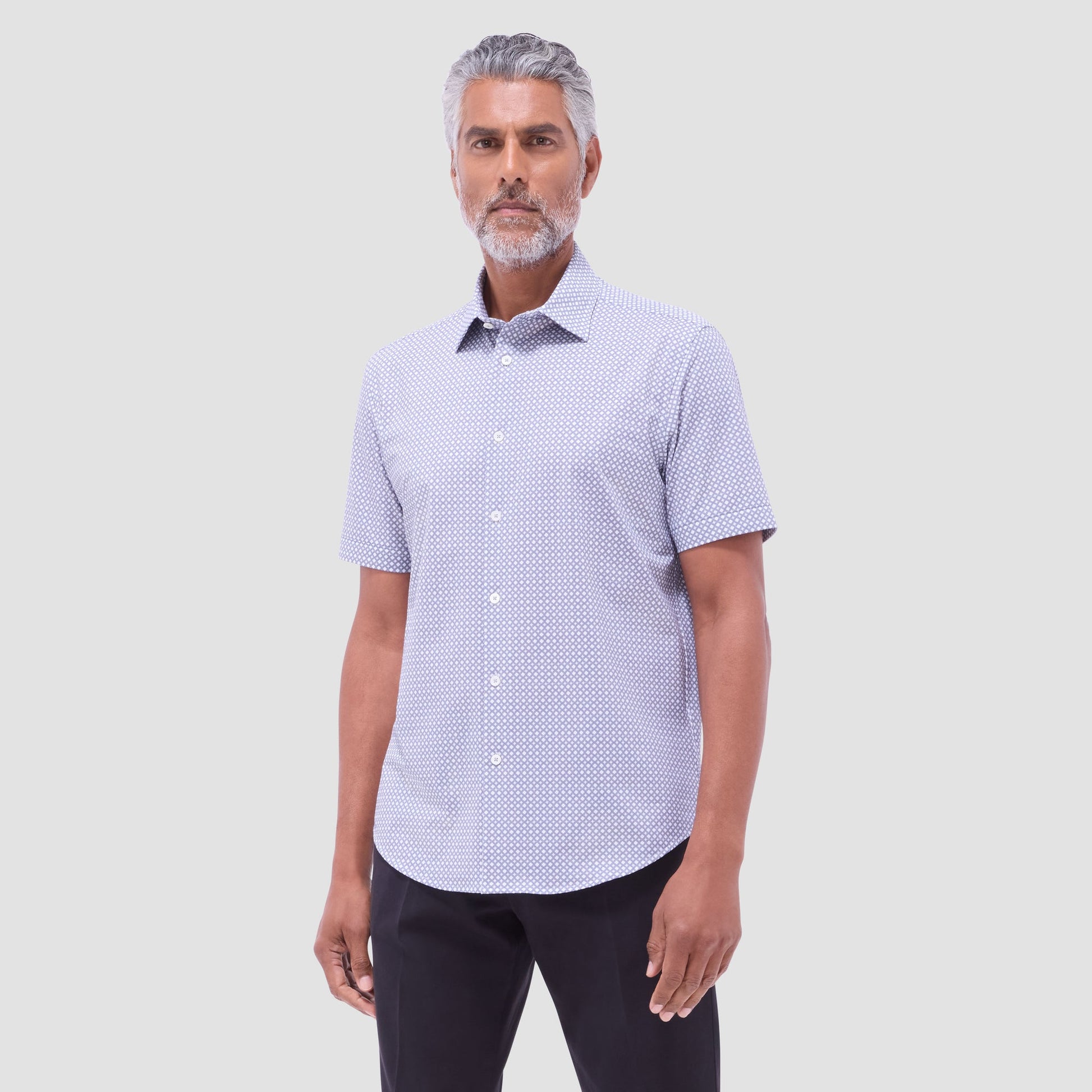 Bugatchi Miles Geometric OoohCotton® Short-Sleeve Shirt Platinum