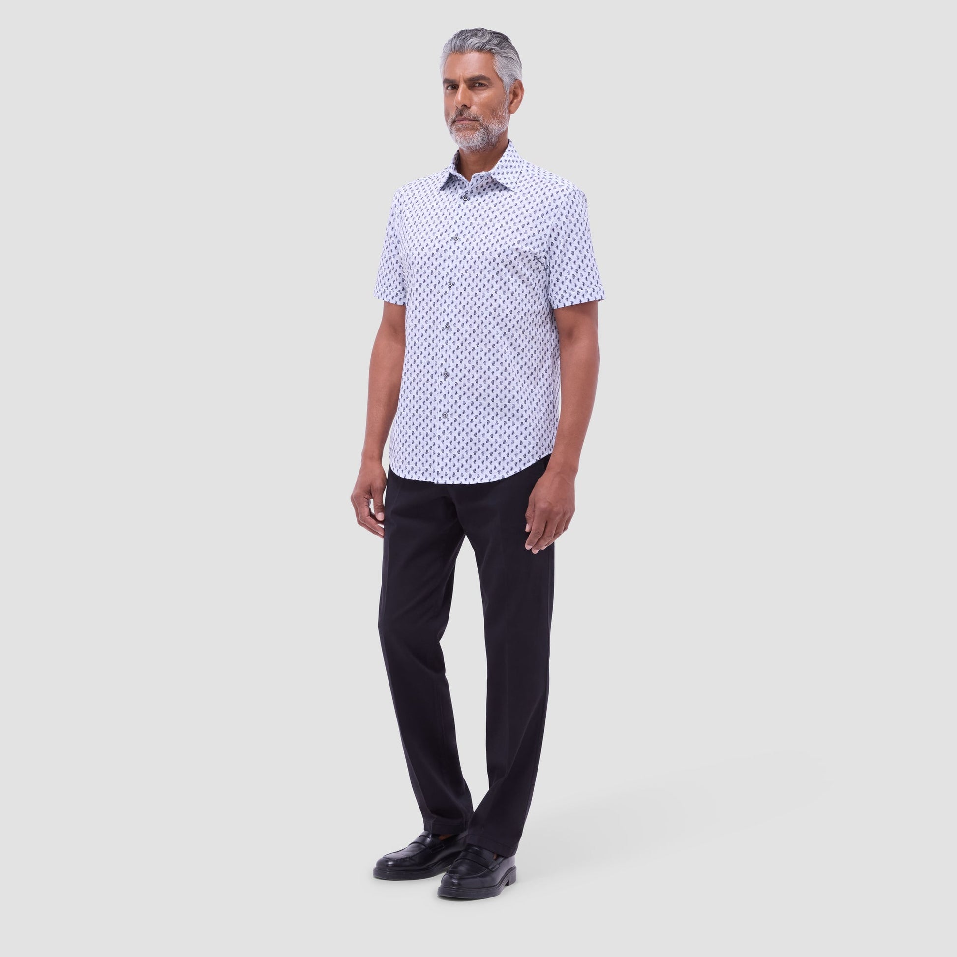 Bugatchi Miles Paisley OoohCotton® Short-Sleeve Shirt Platinum