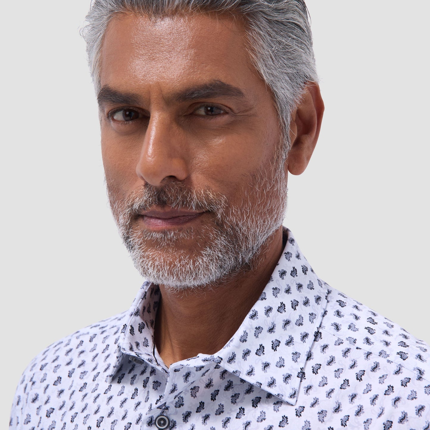 Bugatchi Miles Paisley OoohCotton® Short-Sleeve Shirt Platinum
