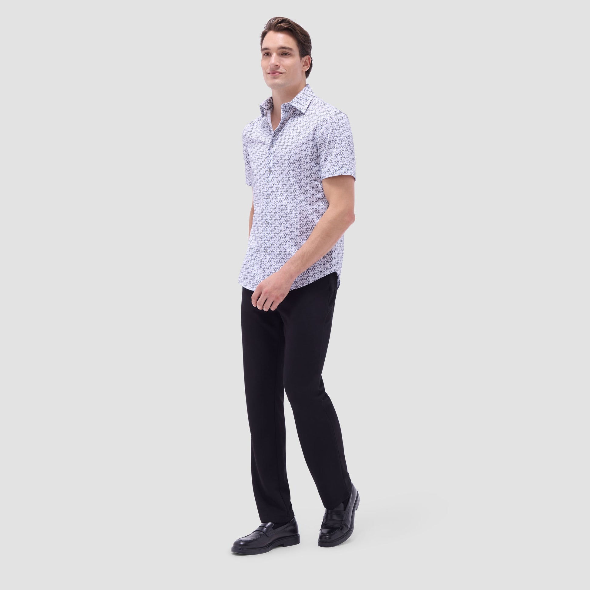 Bugatchi Miles Geometric OoohCotton® Short-Sleeve Shirt Zinc