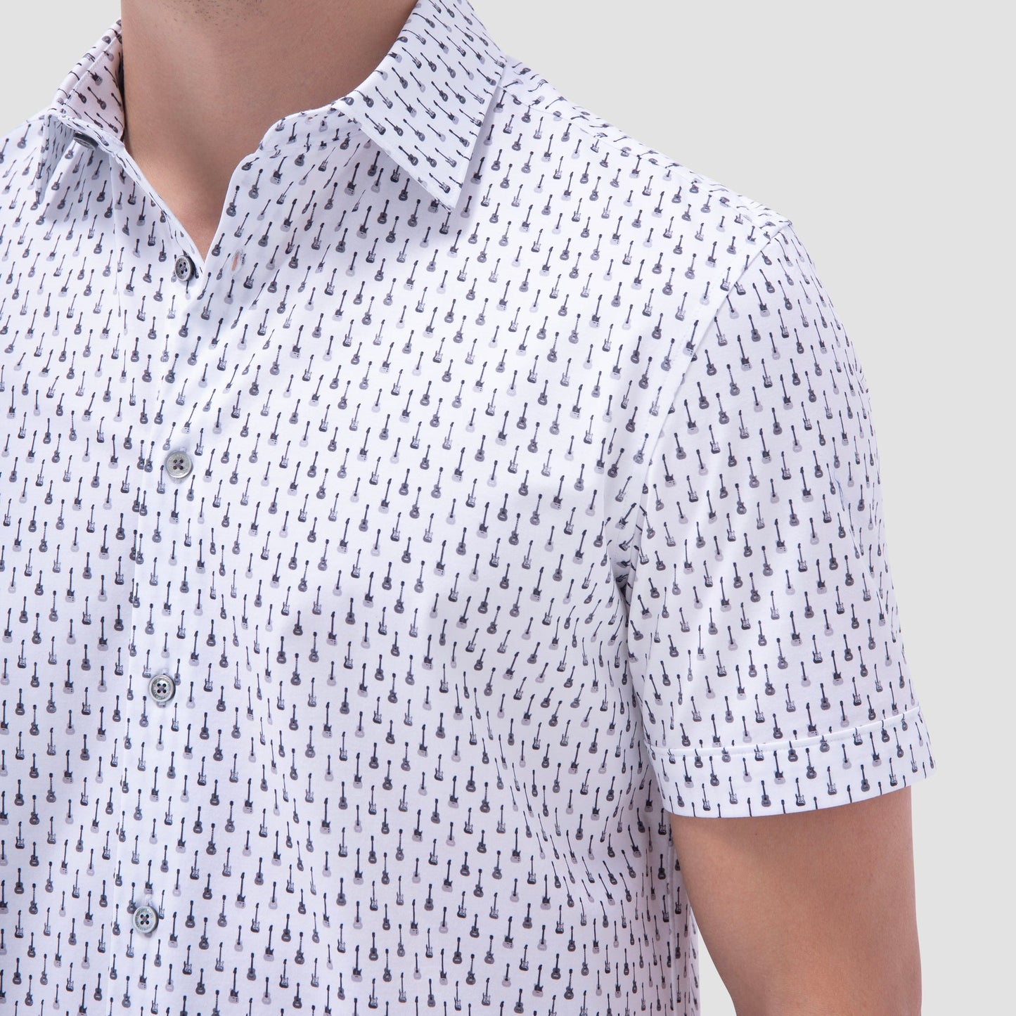 Bugatchi Miles Guitar OoohCotton® Short-Sleeve Shirt Platinum