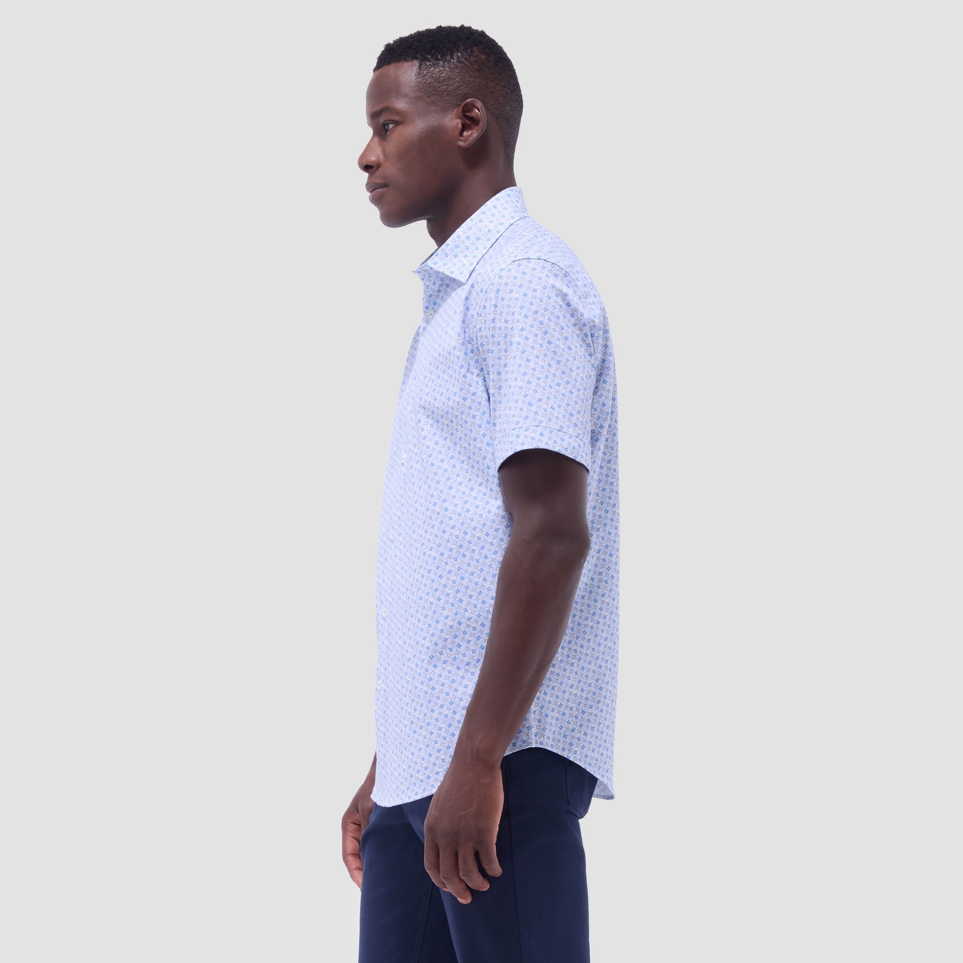 Bugatchi Miles Geometric OoohCotton® Short-Sleeve Shirt Air Blue