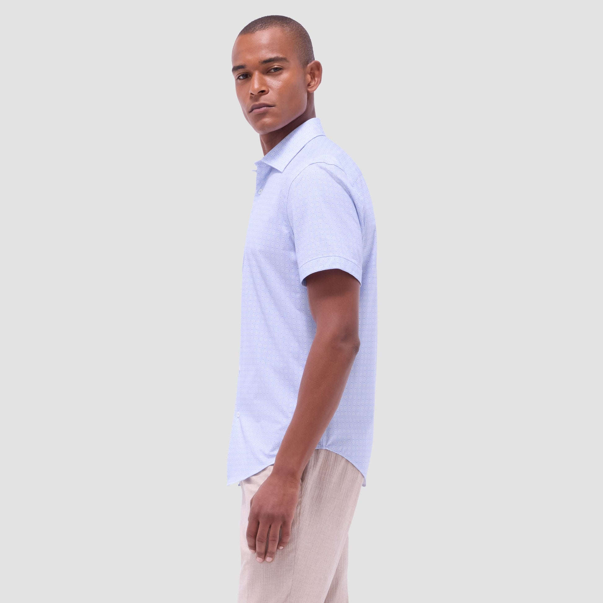 Bugatchi Miles Geometric OoohCotton® Short-Sleeve Shirt Air Blue