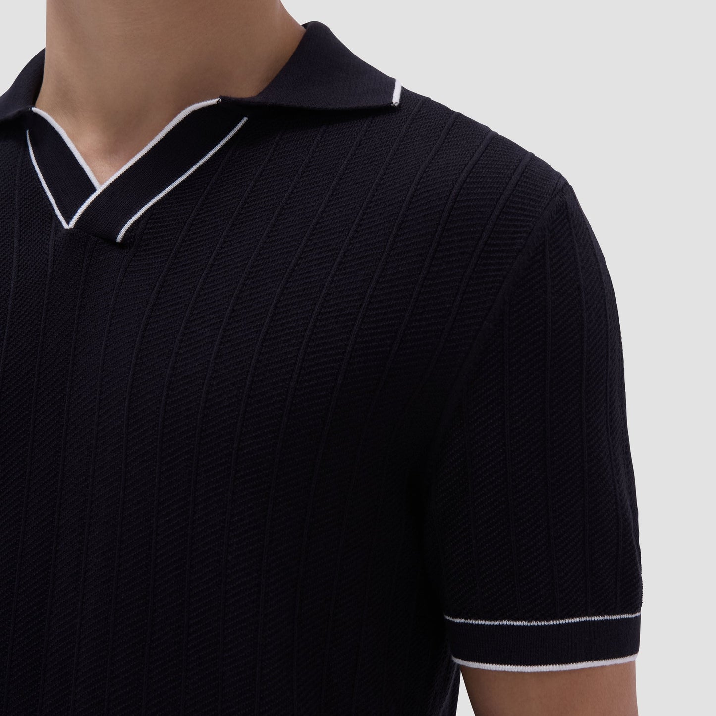 Bugatchi Wide Rib Short Sleeve Johnny Sweater Black