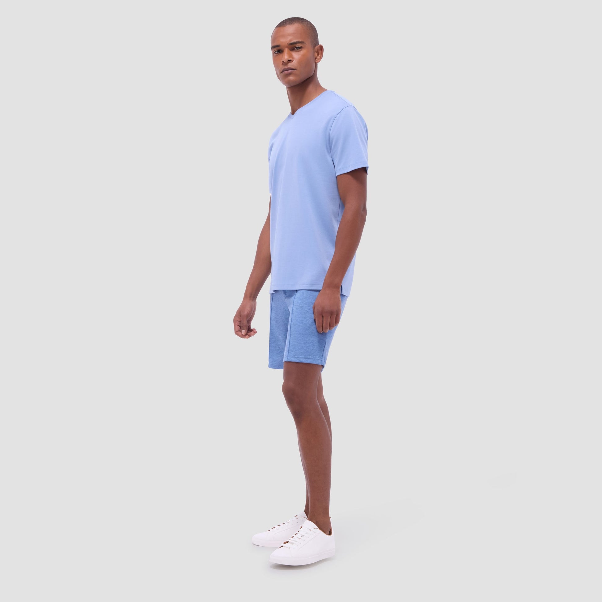 Bugatchi Holden V-Neck T-Shirt Air Blue