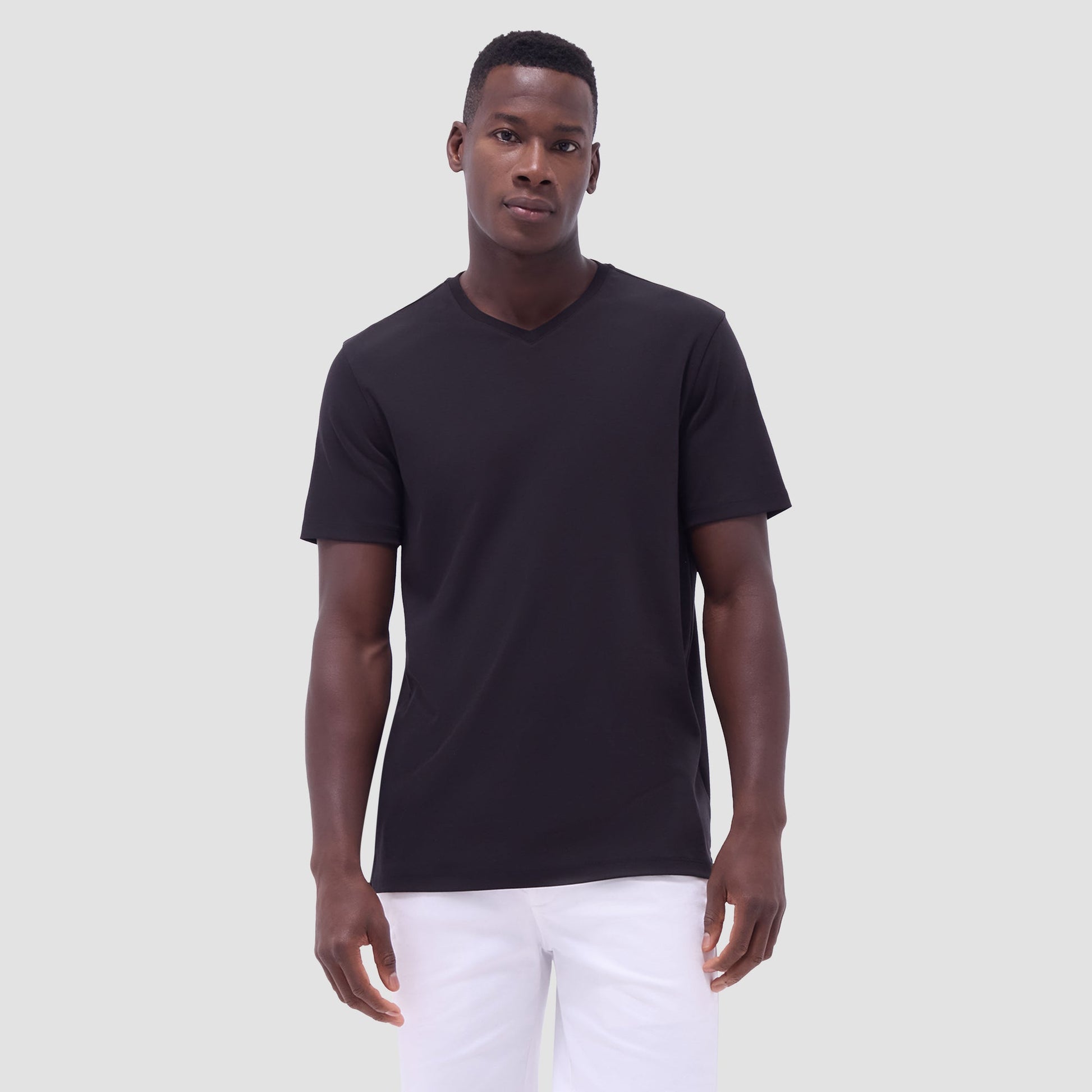 Bugatchi Holden V-Neck T-Shirt Black