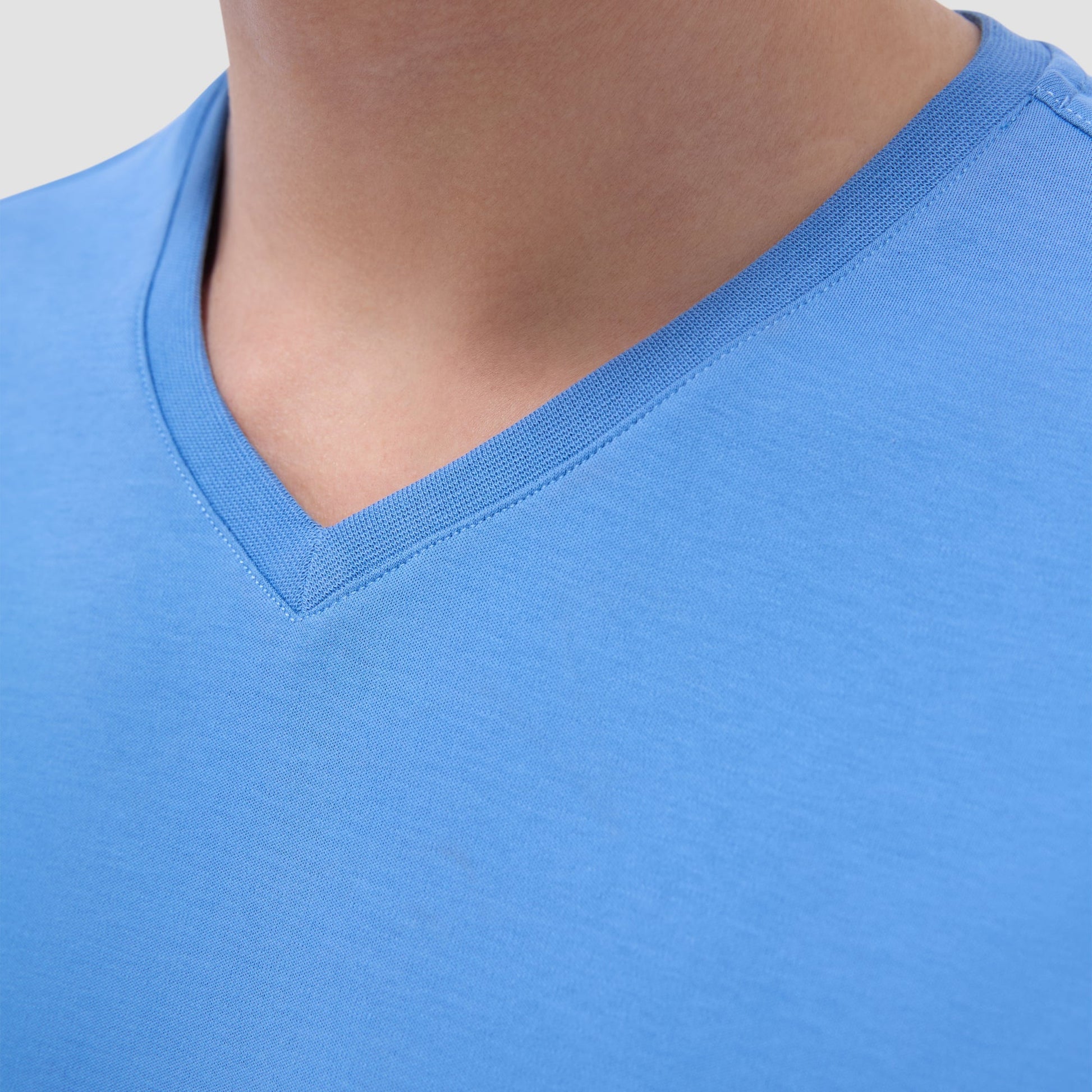 Bugatchi Holden V-Neck T-Shirt Classic Blue