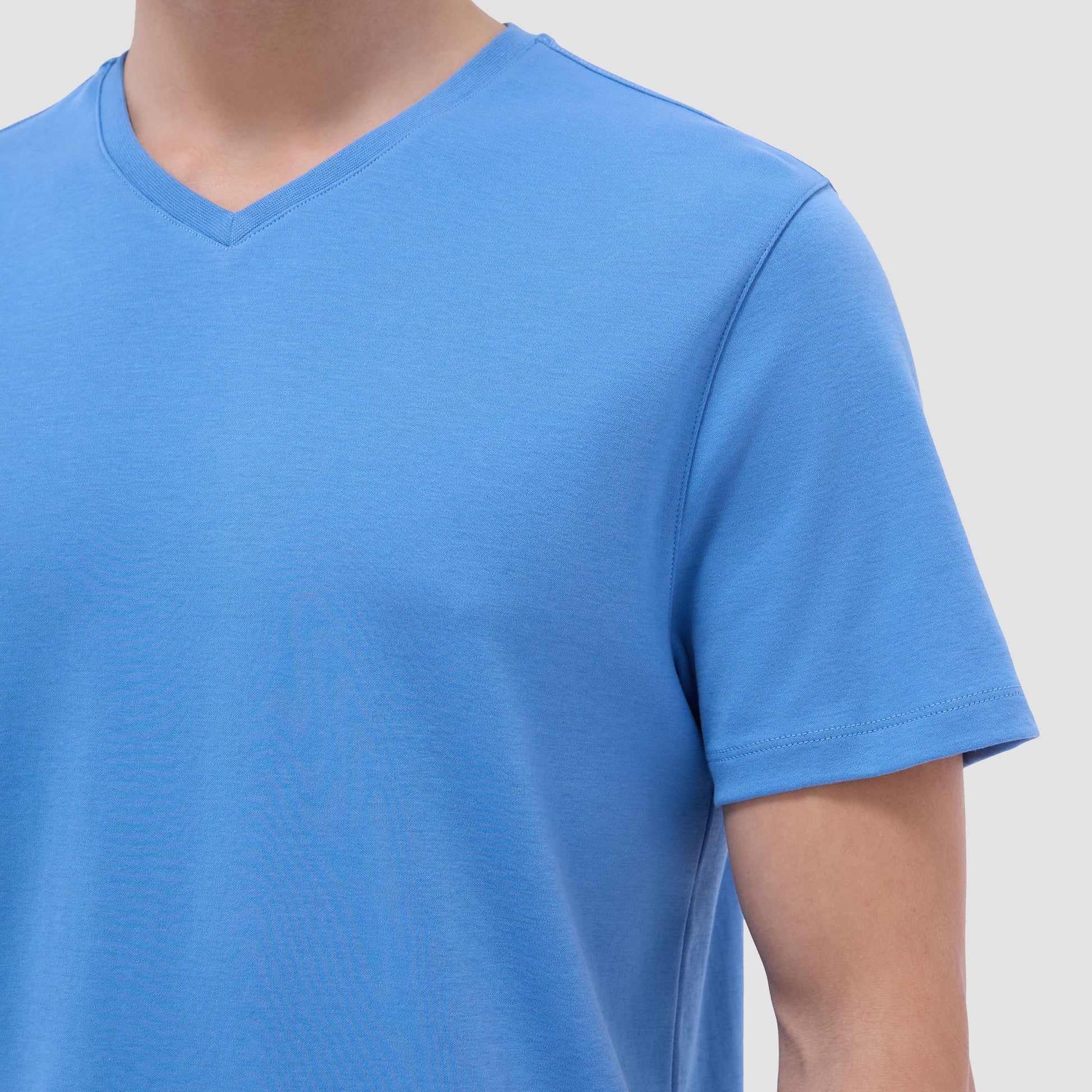 Bugatchi Holden V-Neck T-Shirt Classic Blue