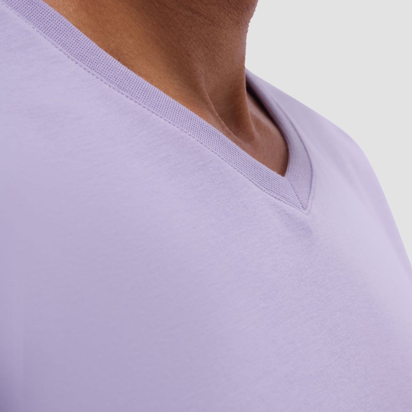 Bugatchi Holden V-Neck T-Shirt Lilac