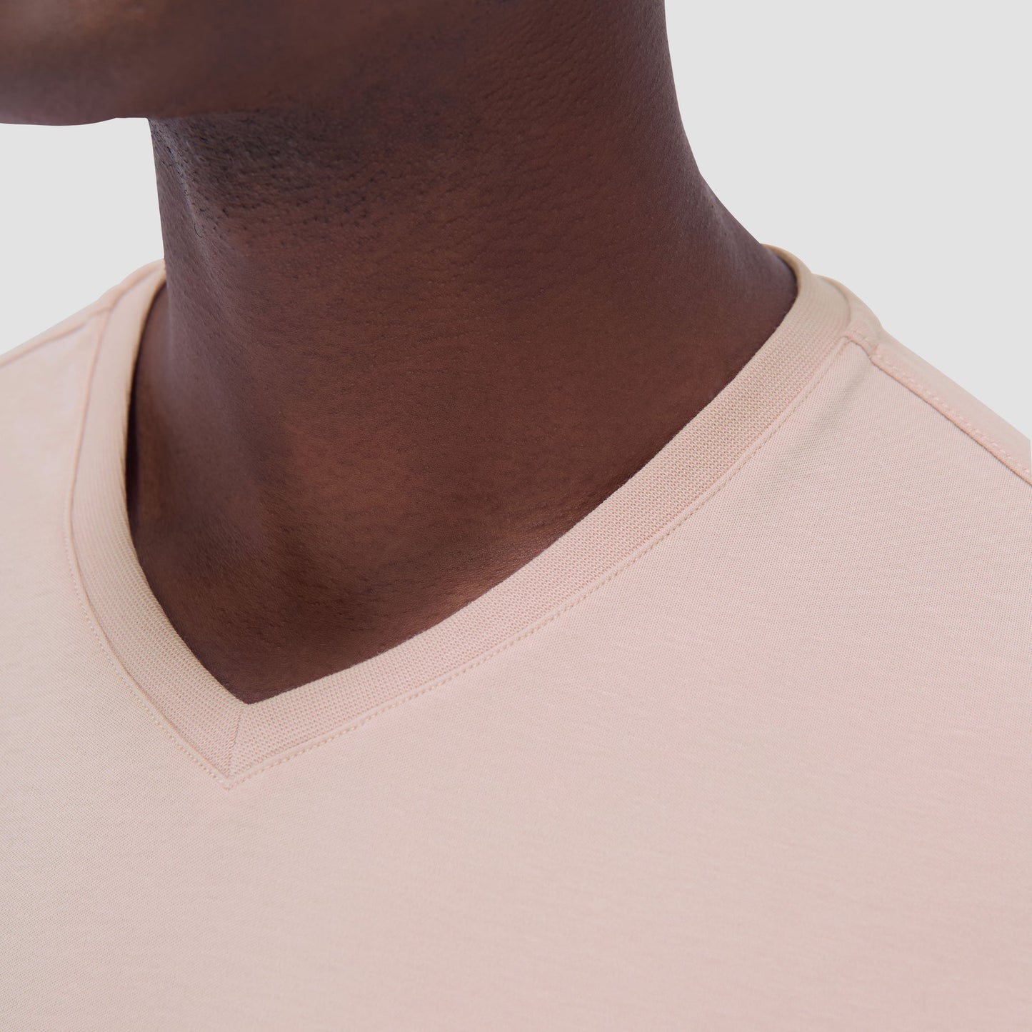 Bugatchi Holden V-Neck T-Shirt Sand