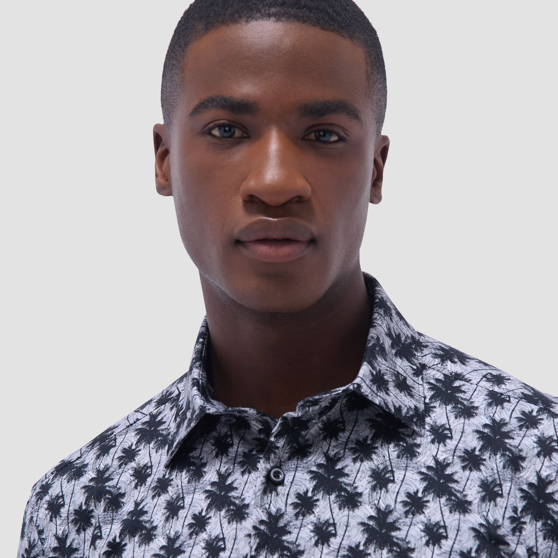 Bugatchi Miles Palm Tree OoohCotton® Short-Sleeve Shirt Black