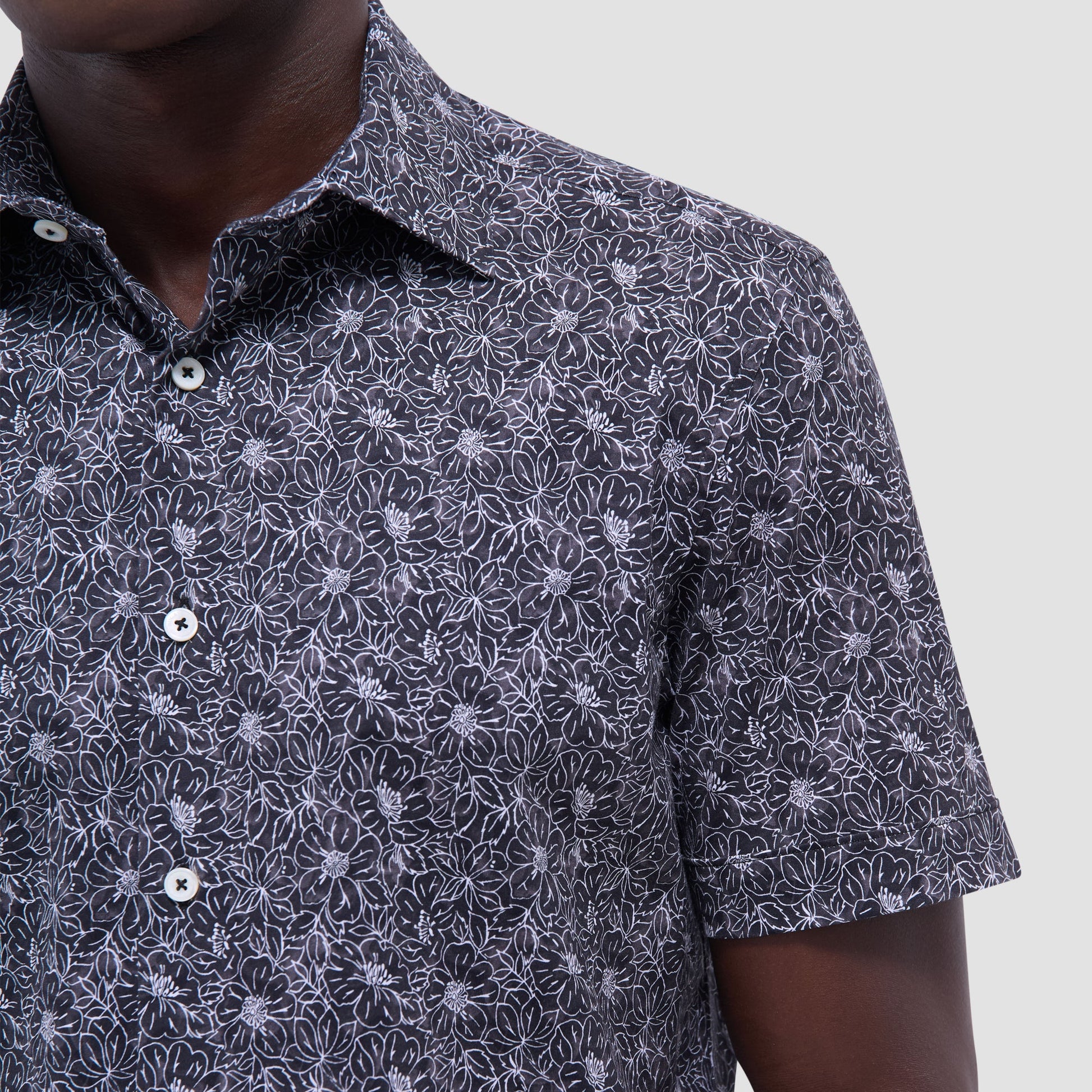 Bugatchi Miles Floral OoohCotton® Short-Sleeve Shirt Black