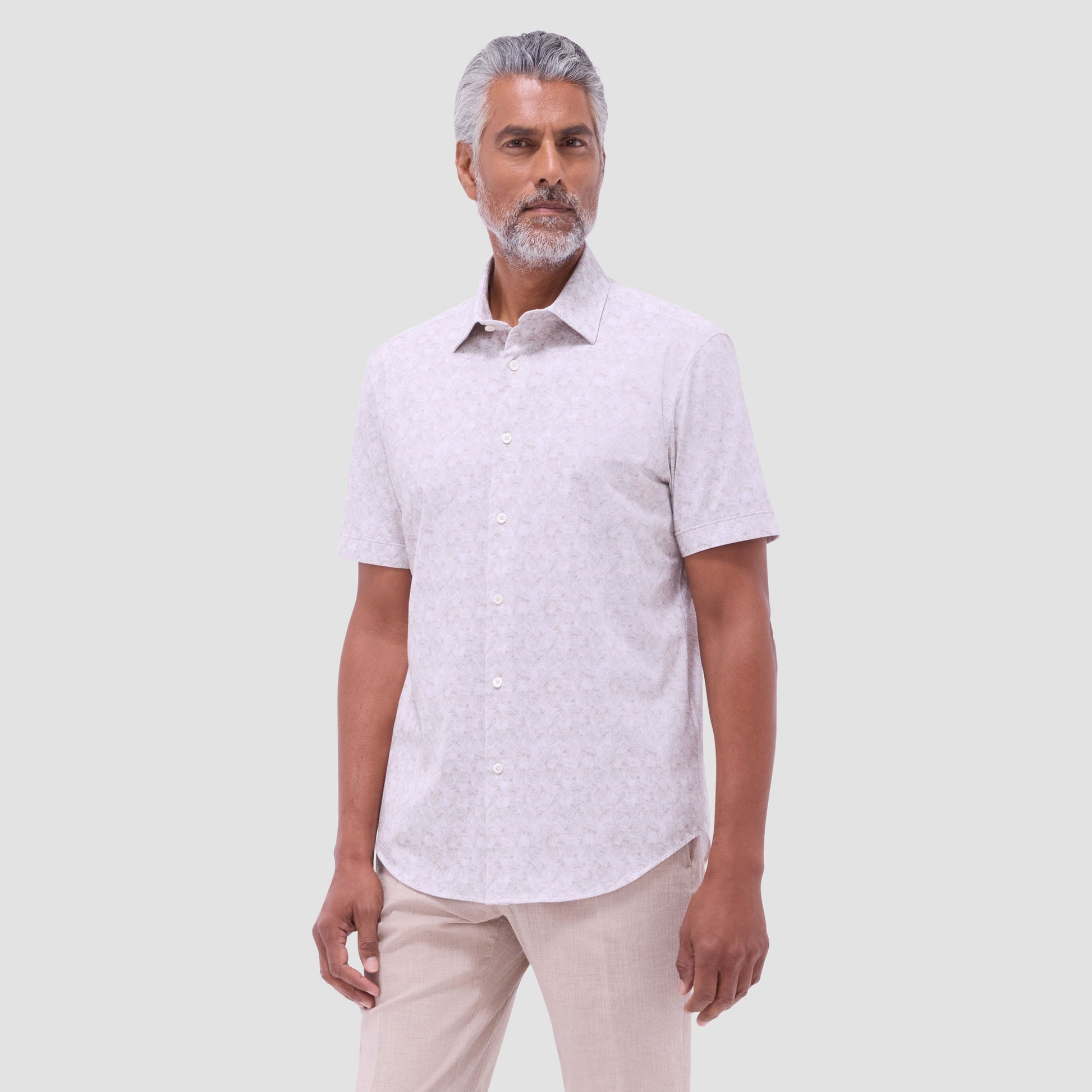 Bugatchi Miles Floral OoohCotton® Short-Sleeve Shirt Sand