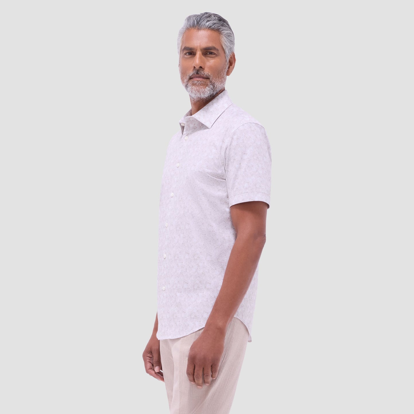 Bugatchi Miles Floral OoohCotton® Short-Sleeve Shirt Sand