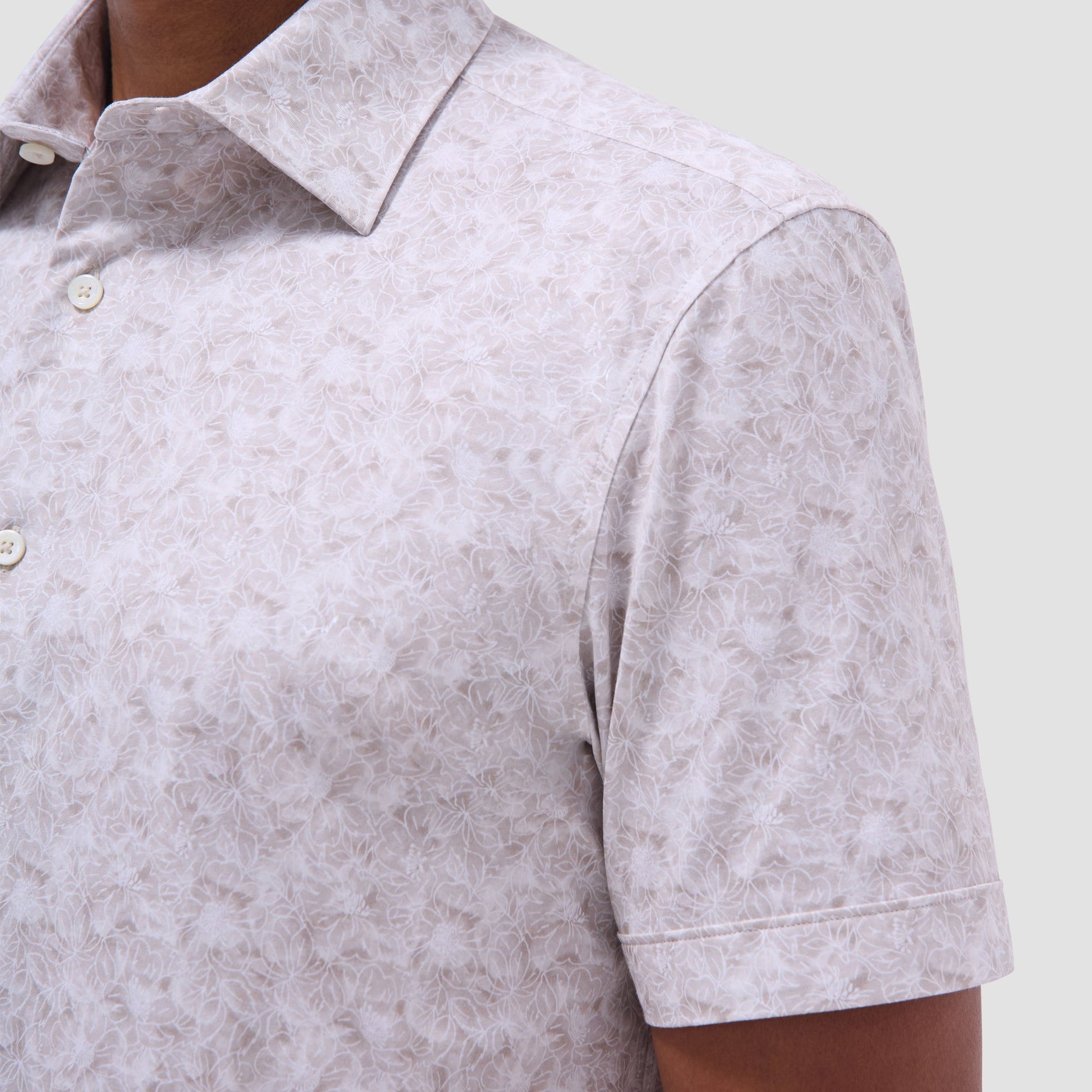 Bugatchi Miles Floral OoohCotton® Short-Sleeve Shirt Sand