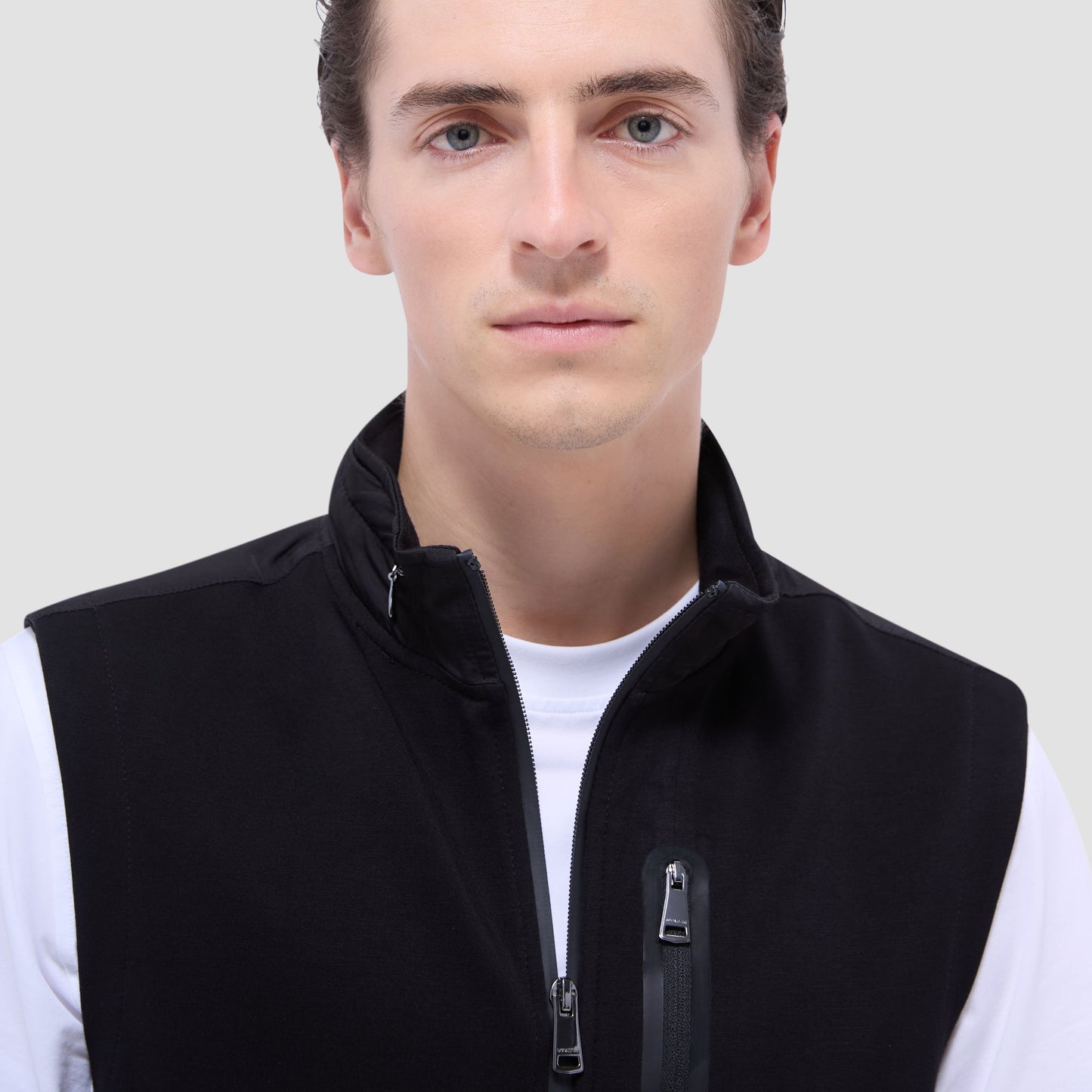 Bugatchi Soft Touch™ Solid Vest With Hood Black