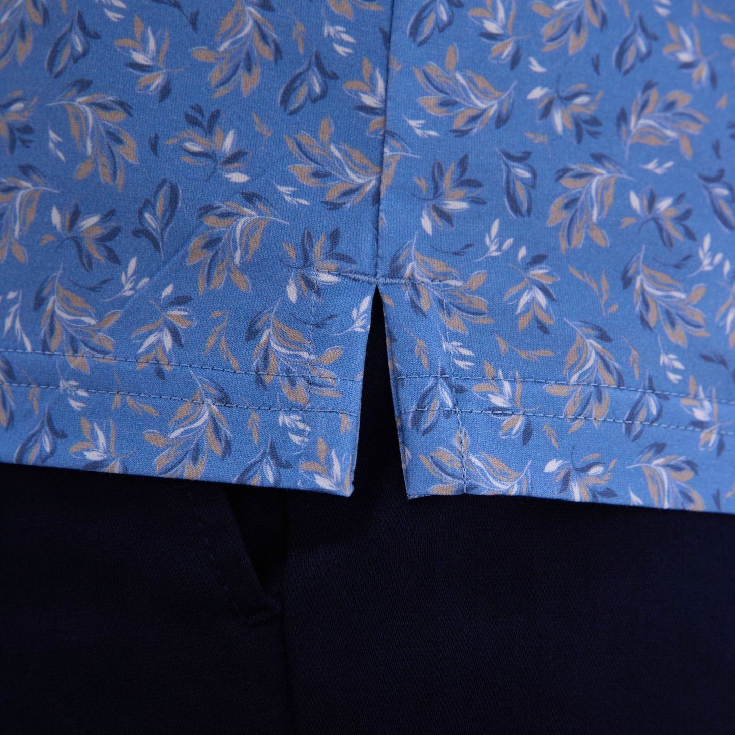 Bugatchi Milo Leaf Print OoohCotton® Short-Sleeve Shirt Air Blue