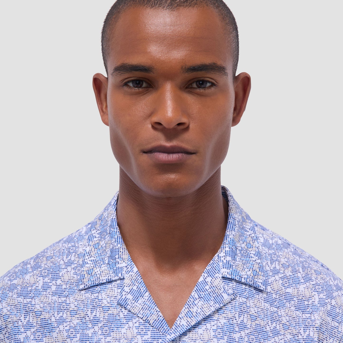 Bugatchi Cole Floral OoohCotton® Short-Sleeve Camp Shirt Classic Blue