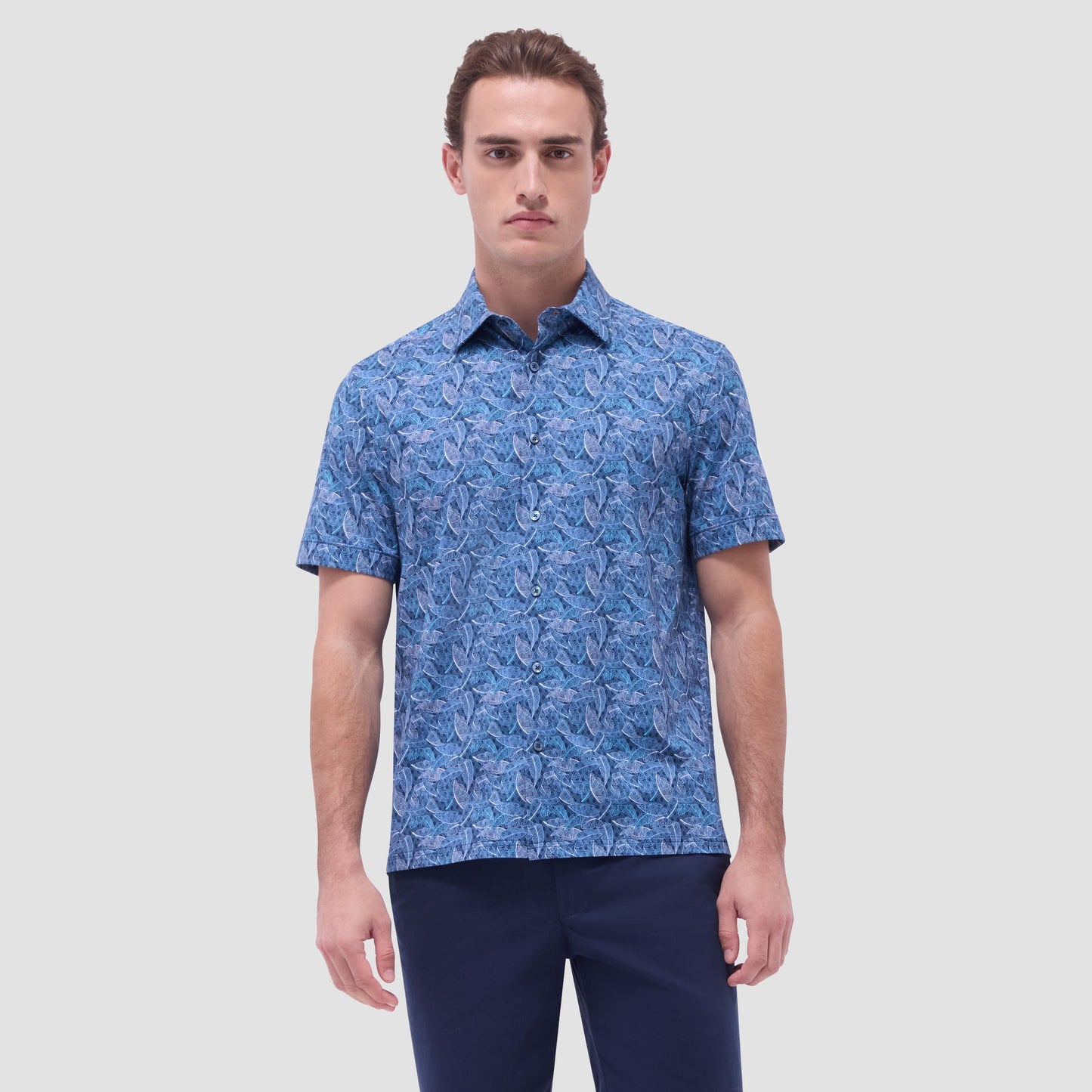 Bugatchi Milo Leaf Print OoohCotton® Short-Sleeve Shirt Night Blue