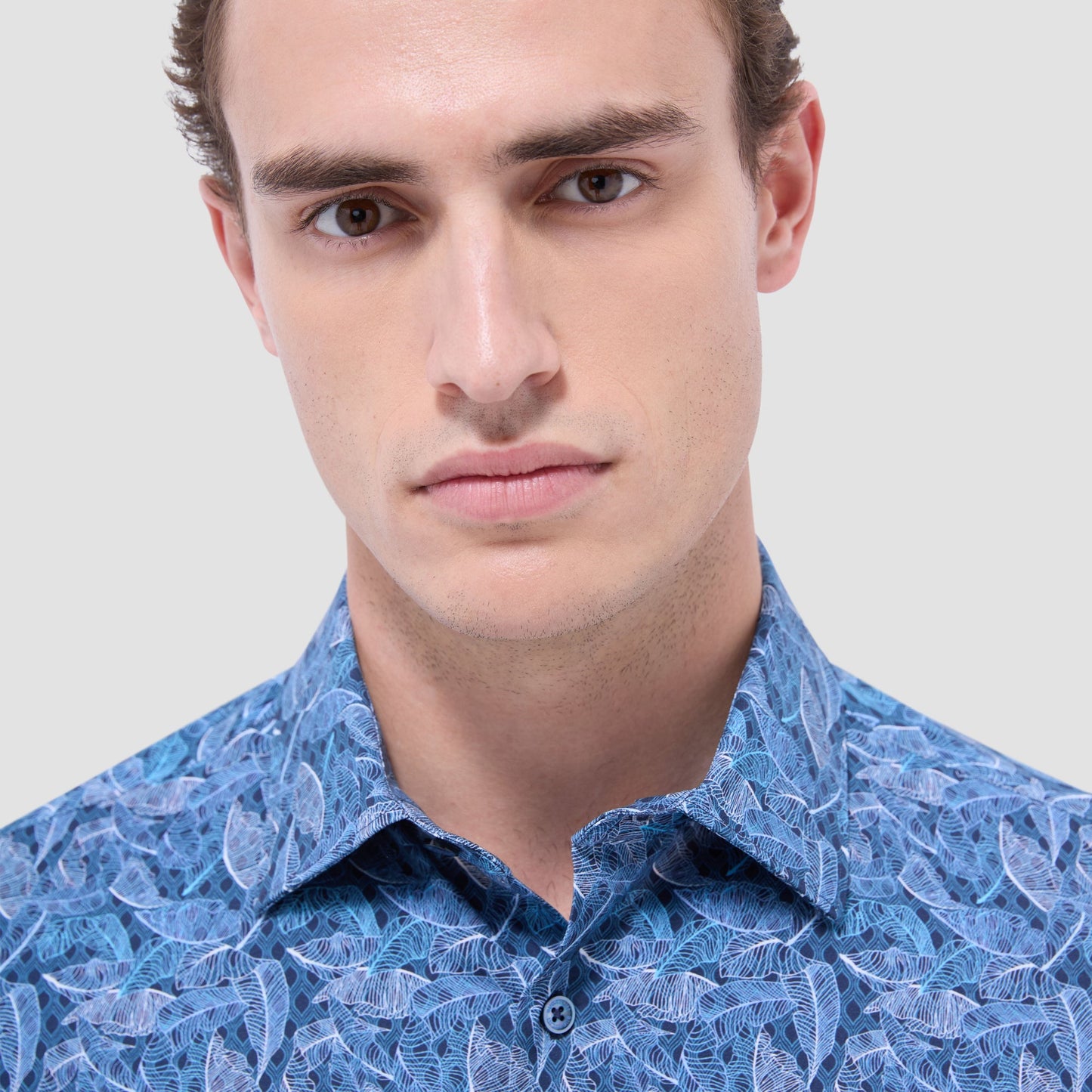 Bugatchi Milo Leaf Print OoohCotton® Short-Sleeve Shirt Night Blue