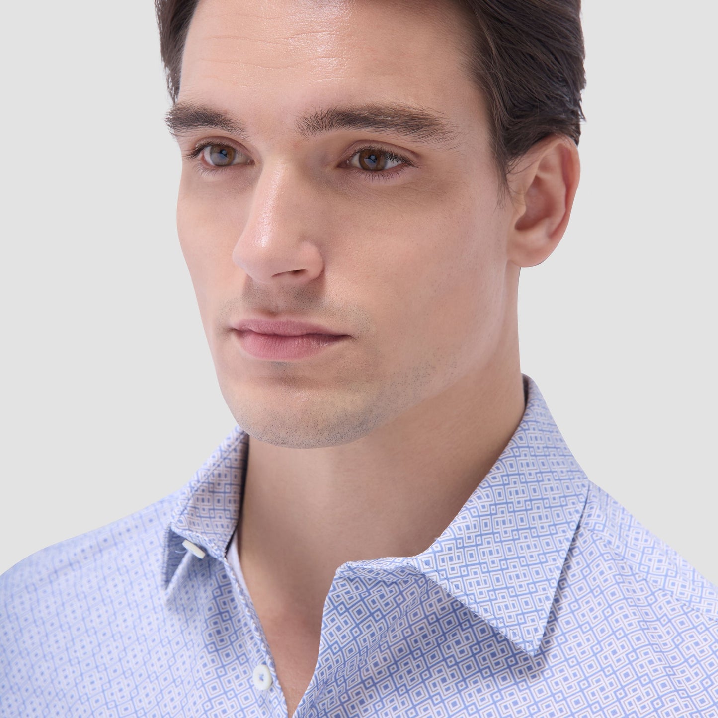 Bugatchi Milo Geometric OoohCotton® Short-Sleeve Shirt Air Blue