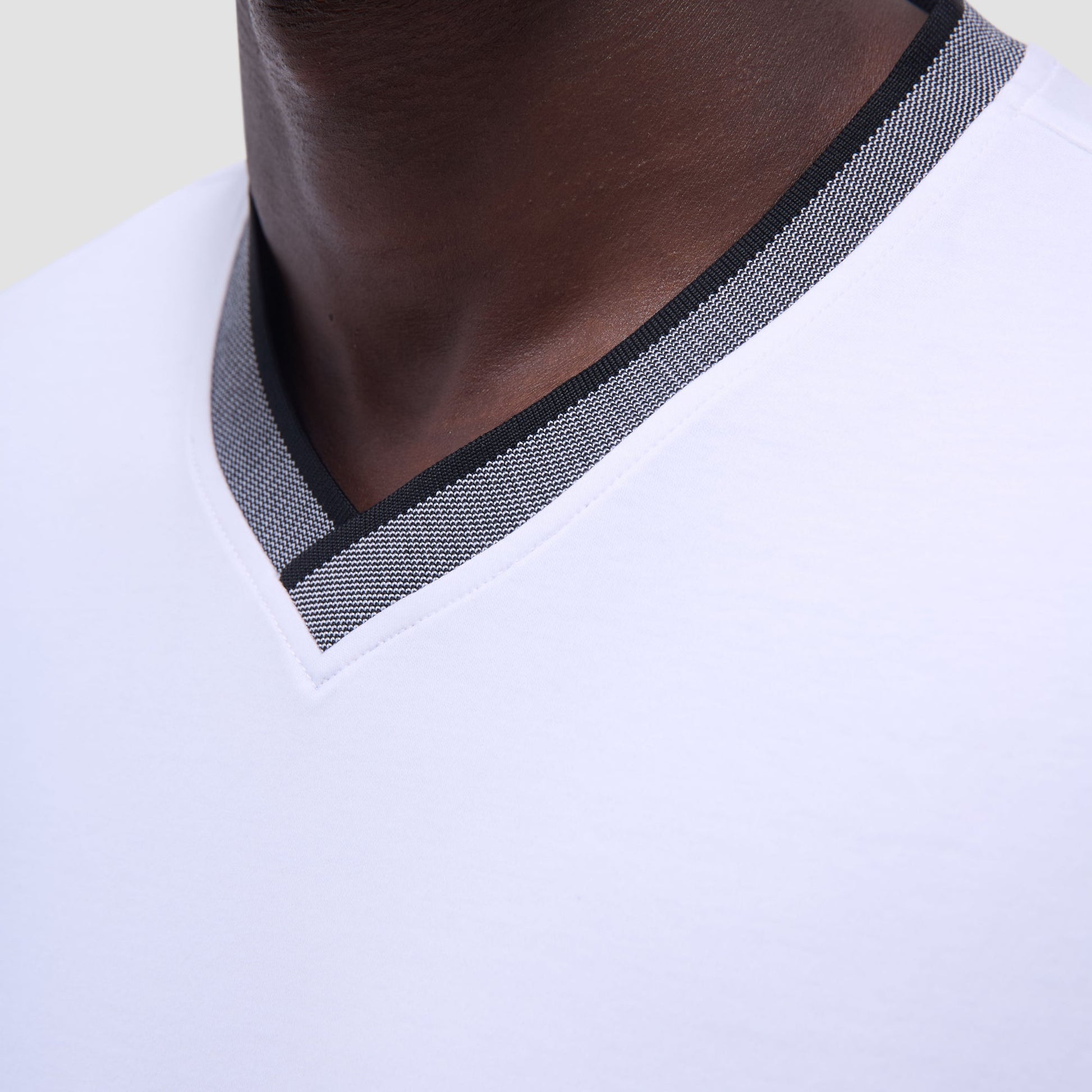 Bugatchi Solid Crew Neck T-Shirt White
