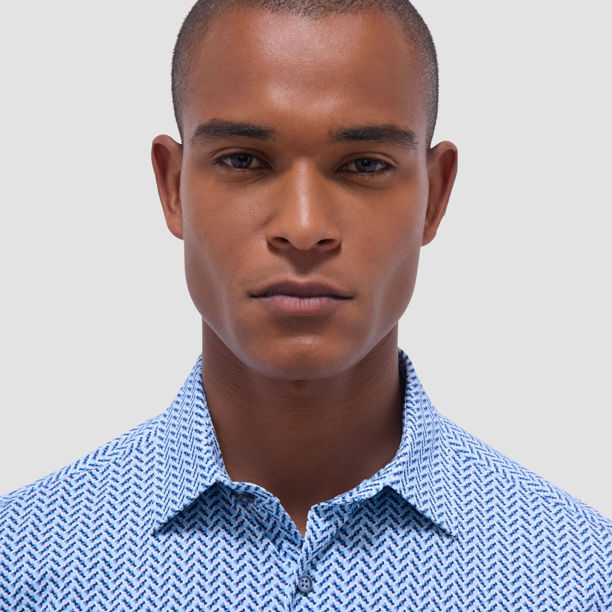 Bugatchi Miles Geometric OoohCotton® Short-Sleeve Shirt Classic Blue