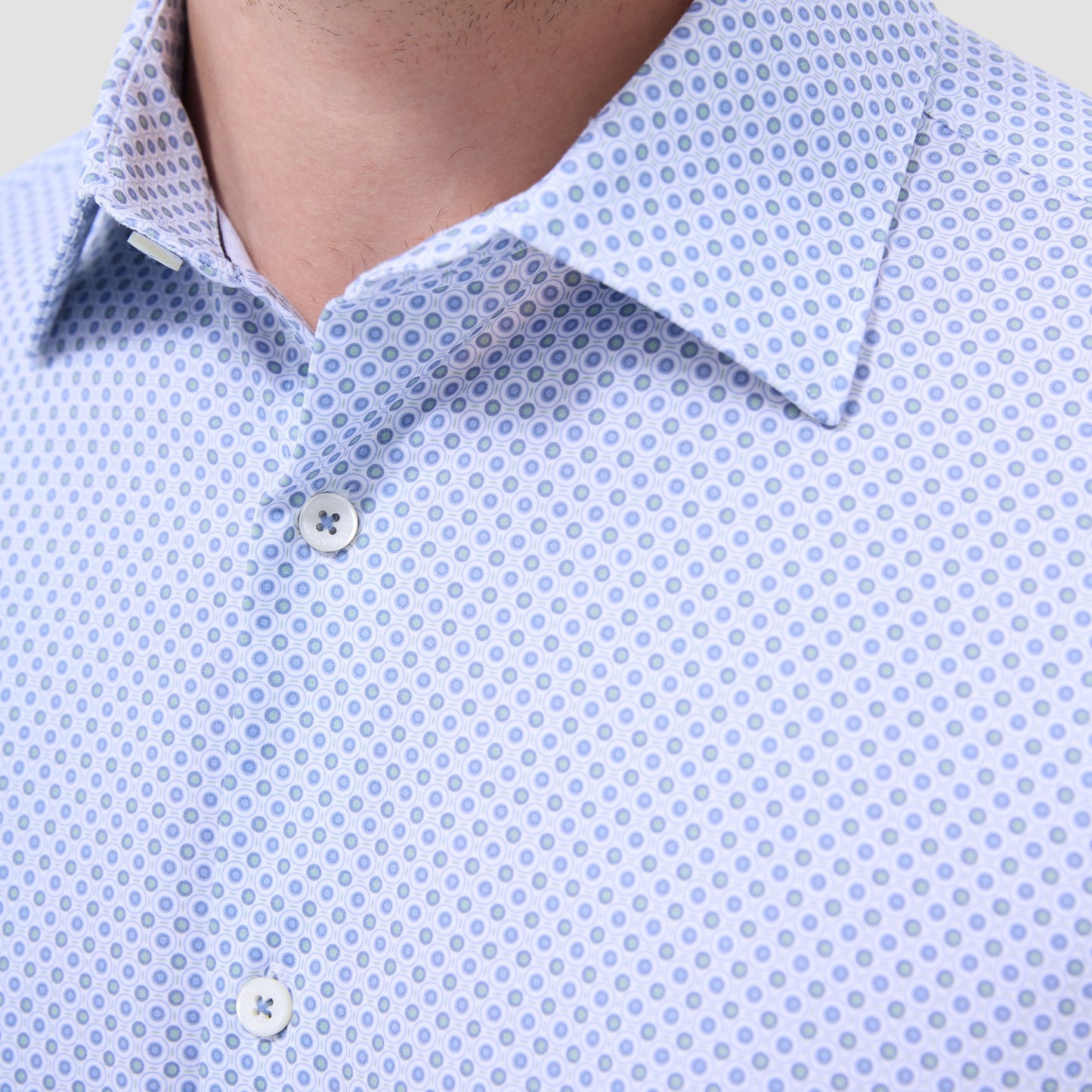 Bugatchi Miles Geometric OoohCotton® Short-Sleeve Shirt Shark