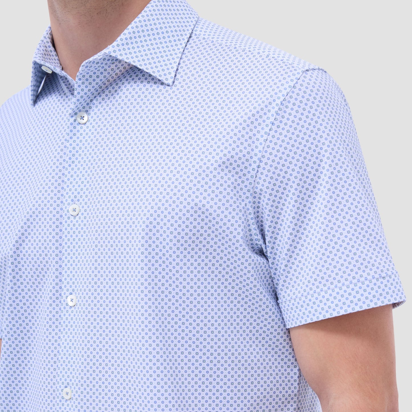 Bugatchi Miles Geometric OoohCotton® Short-Sleeve Shirt Shark