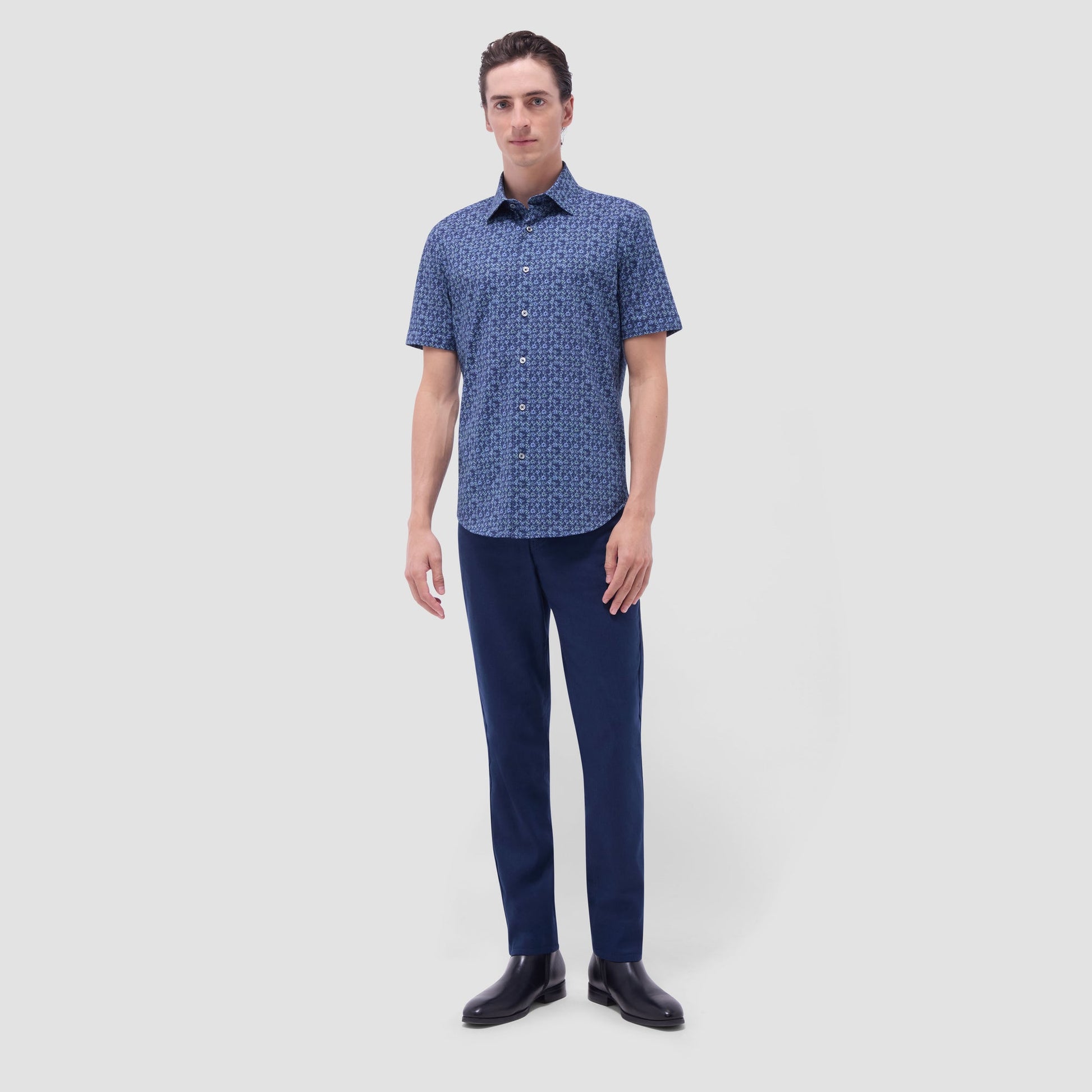Bugatchi Miles Floral OoohCotton® Short-Sleeve Shirt Graphite