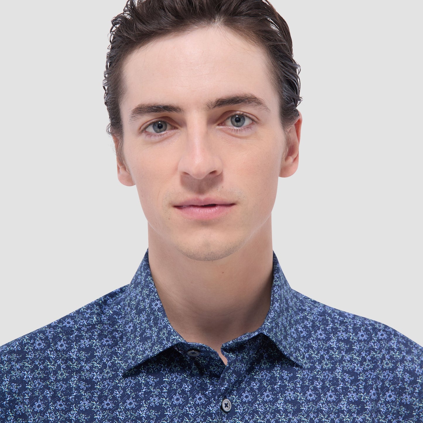 Bugatchi Miles Floral OoohCotton® Short-Sleeve Shirt Graphite
