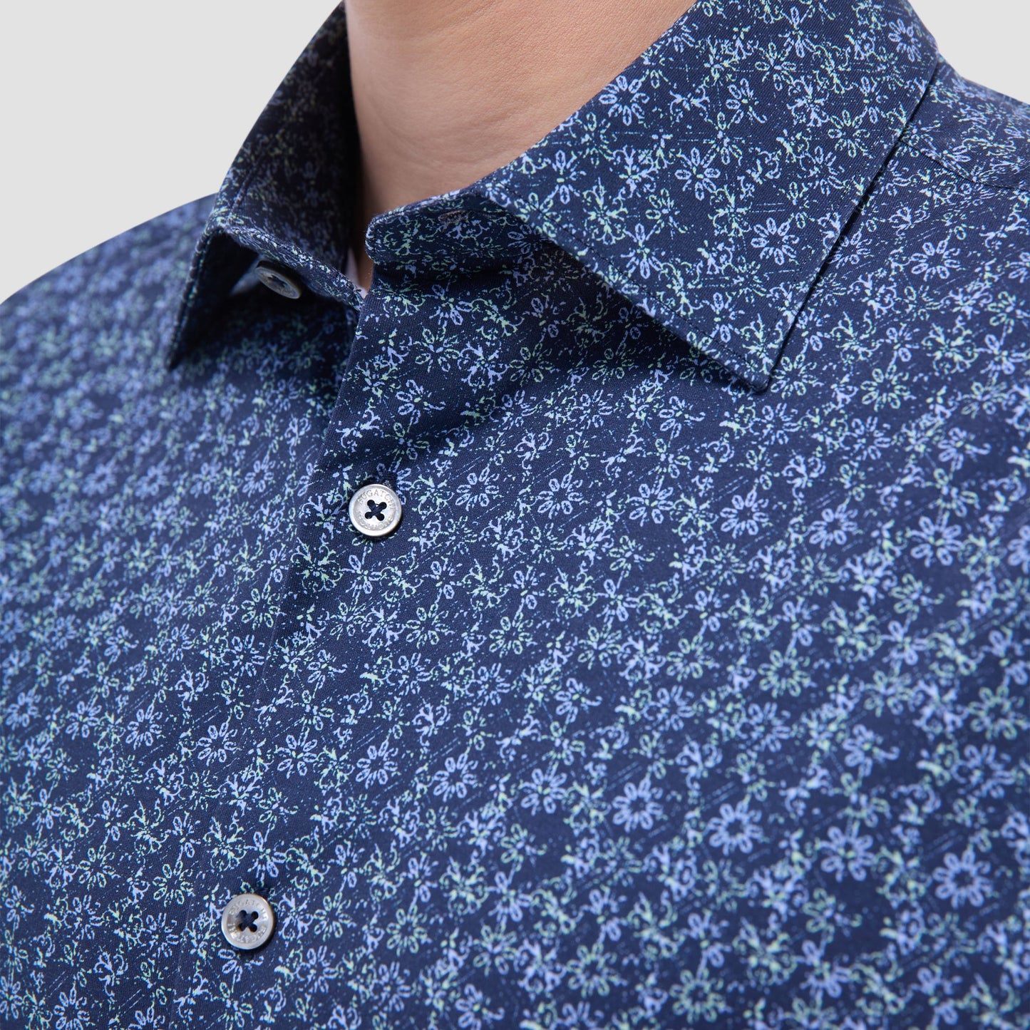 Bugatchi Miles Floral OoohCotton® Short-Sleeve Shirt Graphite