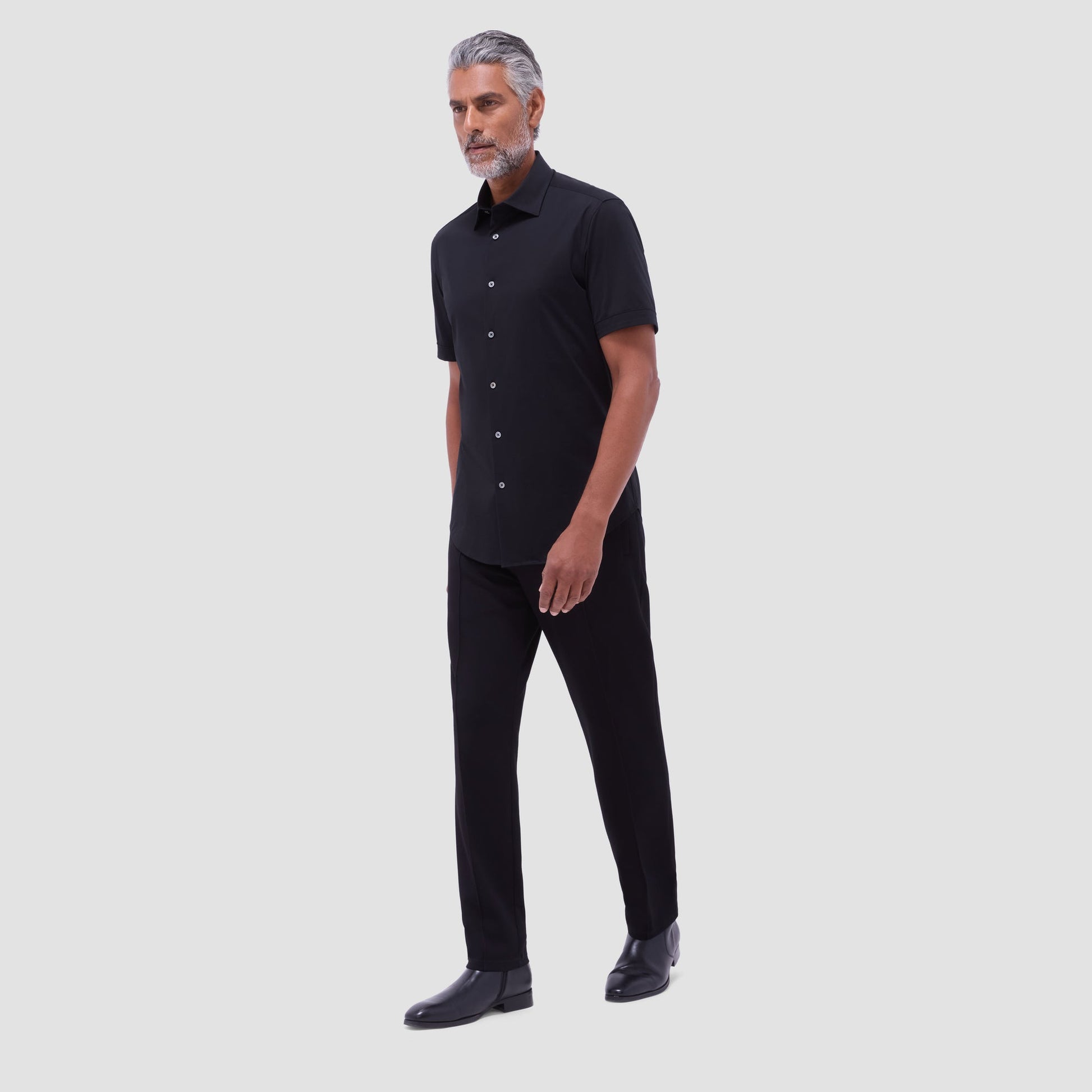 Bugatchi Miles Solid OoohCotton® Short Sleeve Shirt Black