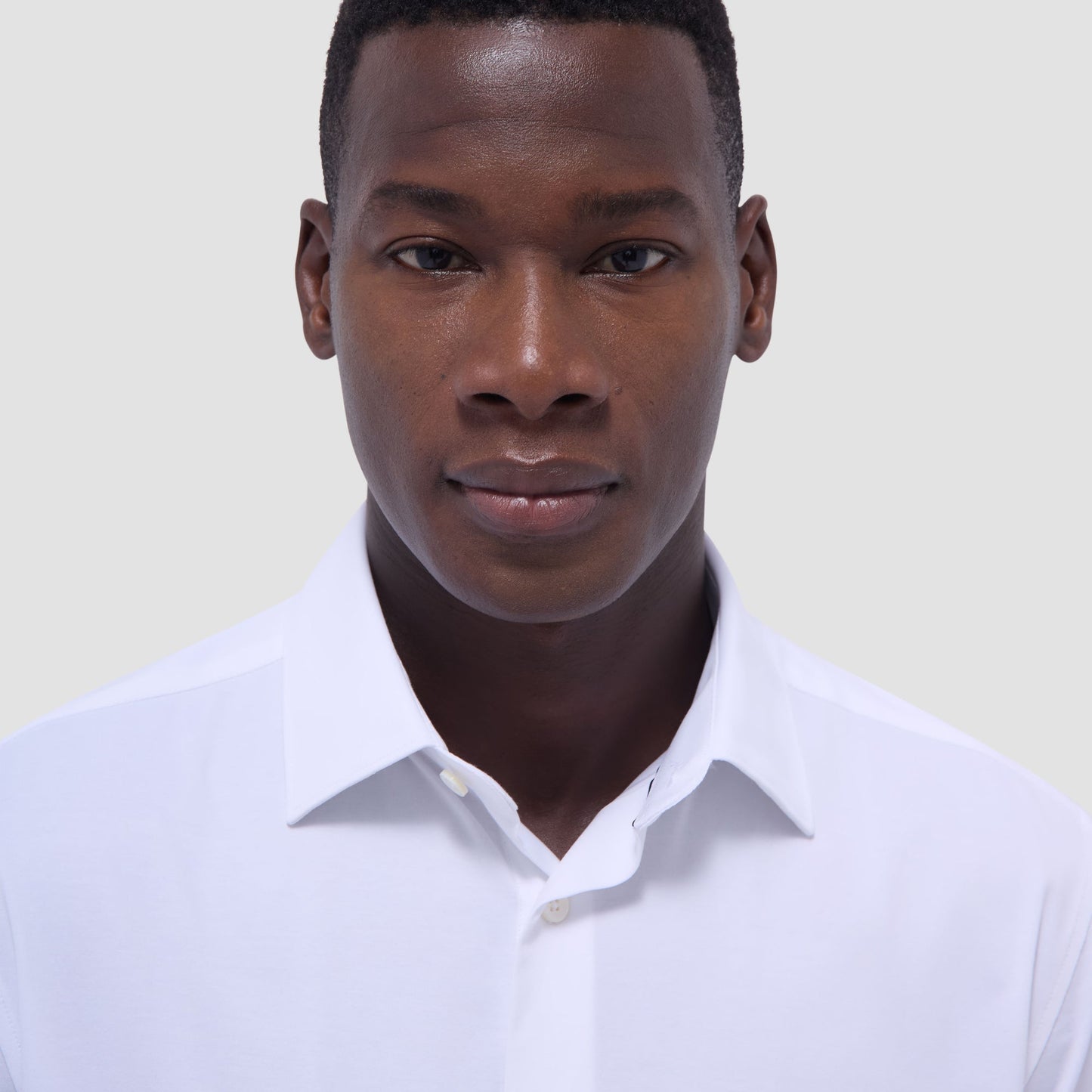 Bugatchi Miles Solid OoohCotton® Short Sleeve Shirt White