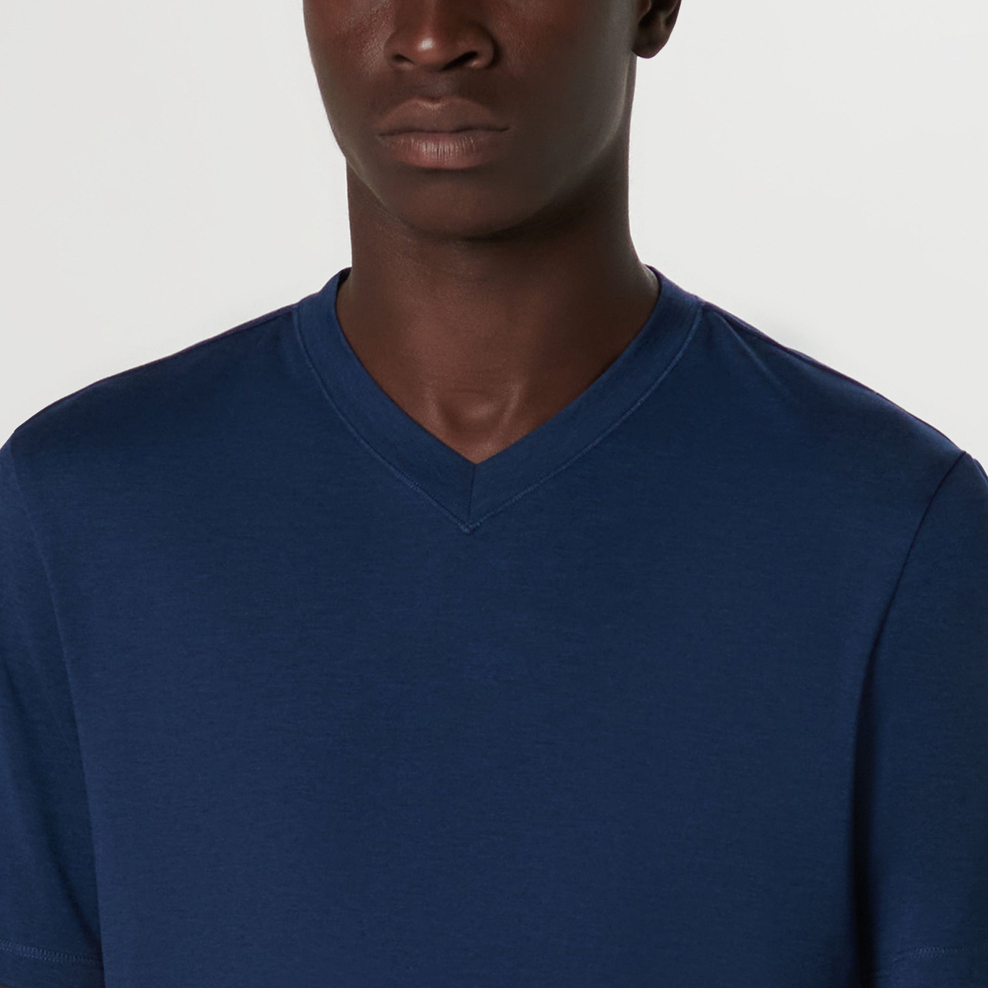 Bugatchi UV50 Performance T-Shirt Navy