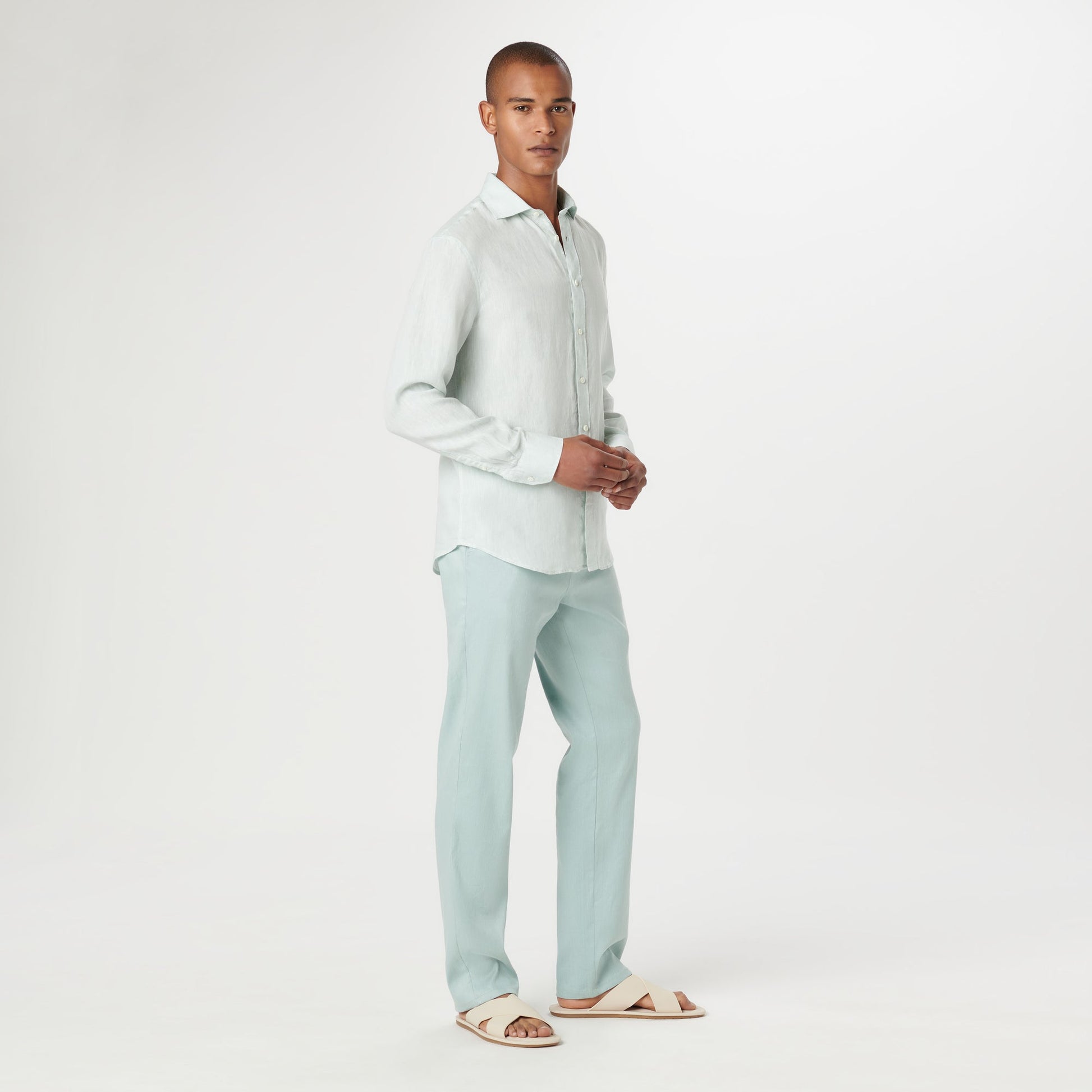 Bugatchi Axel Solid Linen Shirt Seafoam