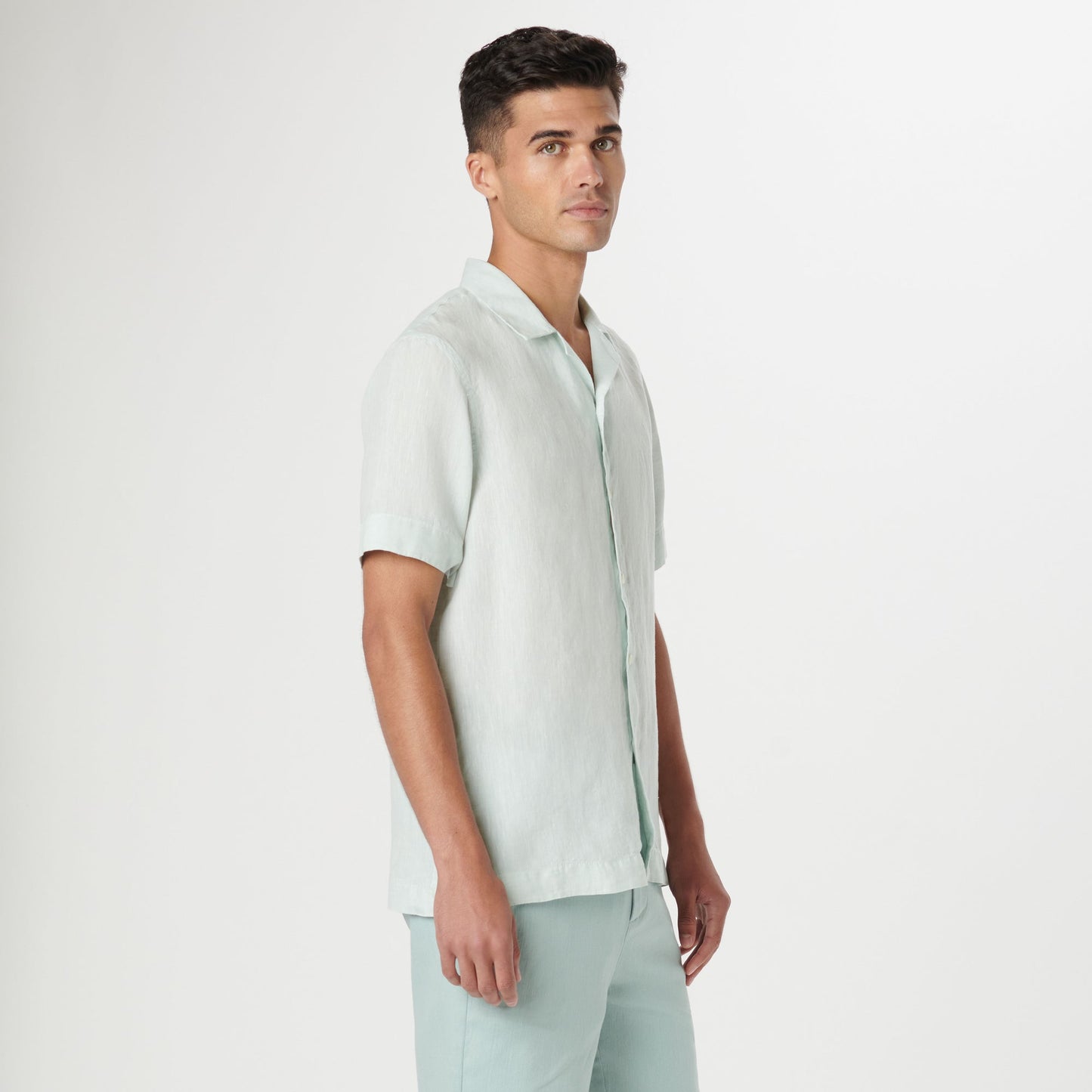 Bugatchi Jackson Solid Linen Camp Shirt Seafoam